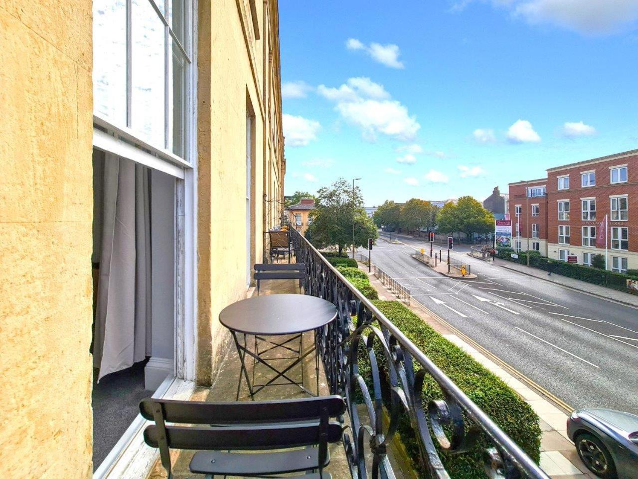 Margaret'S Terrace By Fortuna Property Челтнъм Екстериор снимка